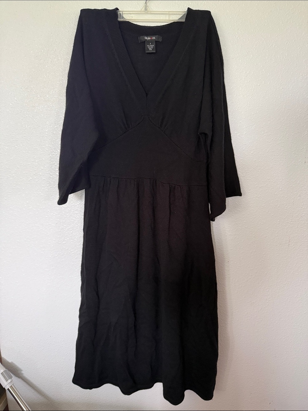 Style & Co. Black V-Neck Knit Midi Dress (1-08)